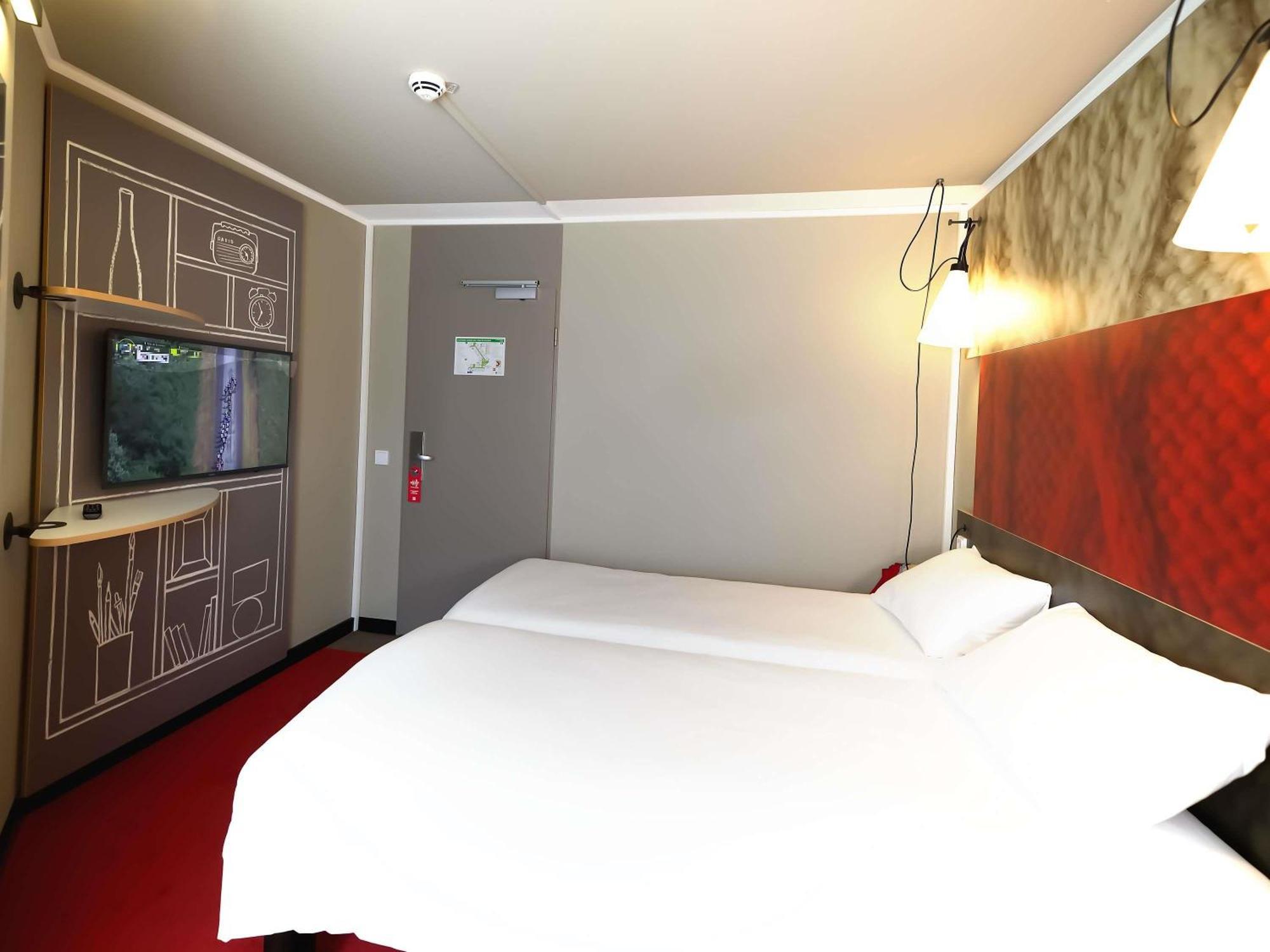 Ibis Centrum 3*